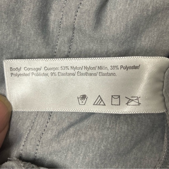 Flexees Slimming Shaping Camisole Size Large - Picture 5 of 5